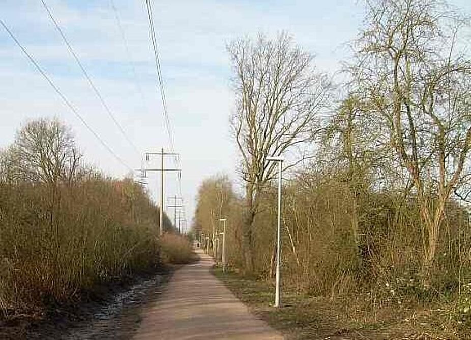 Radweg "An der Buchholzer Bahn" im März 2020 Radweg "An der Buchholzer Bahn" im März 2020