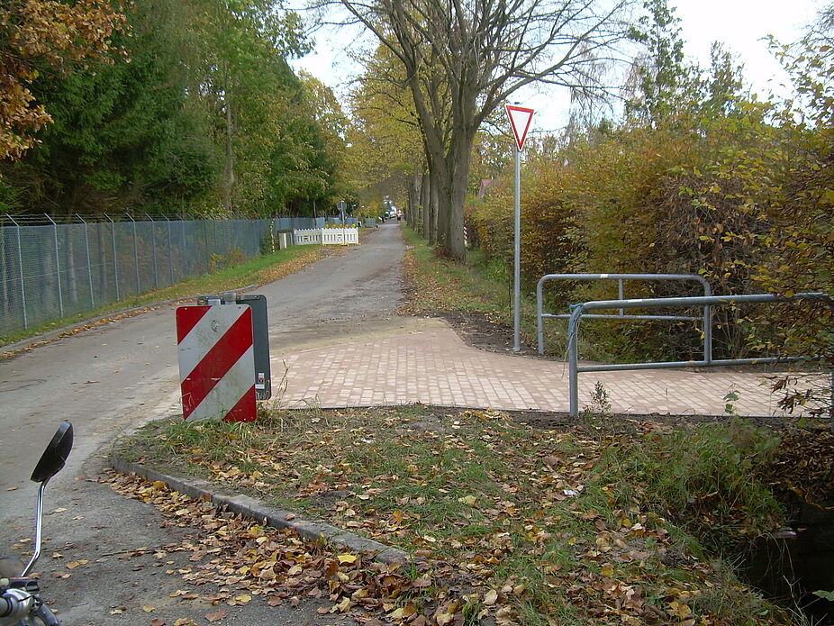 Fahrbahnverengung für Kfz am Orteingang Lüneburg