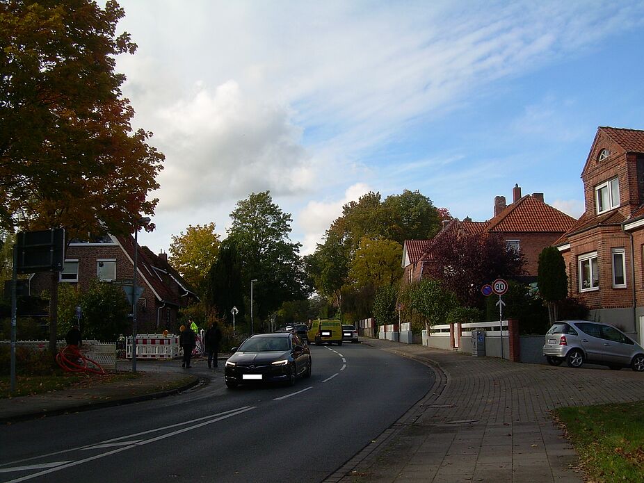 Bei Mönchsgarten / stadtauswärts 1